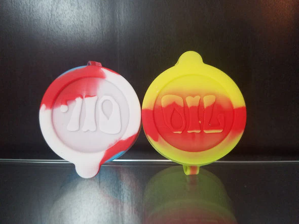 710 Silicone Dual Compartment Dab Container - Image 2