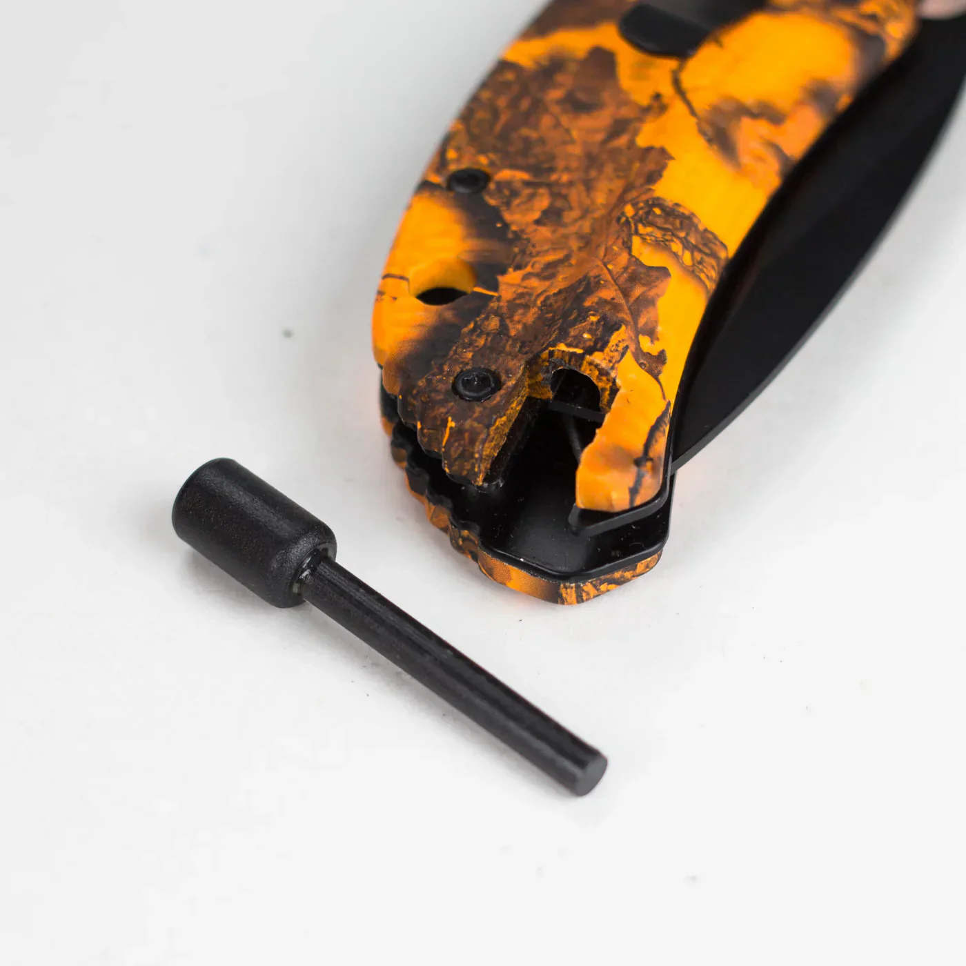 8.25" Pocket Knife - CamoClaw - Image 4