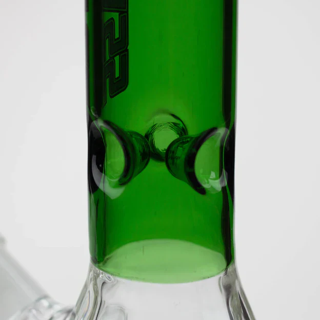 NG - 11" 12-Sided Pyramid Beaker Bong - Image 5